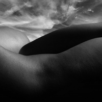 Mono 2nd – Bodyscape by Chris Handley