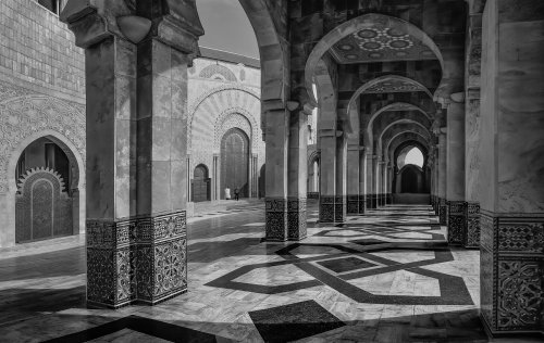 Mono 3rd & Members Choice - Symmetry of Faith by Mike Shaefer